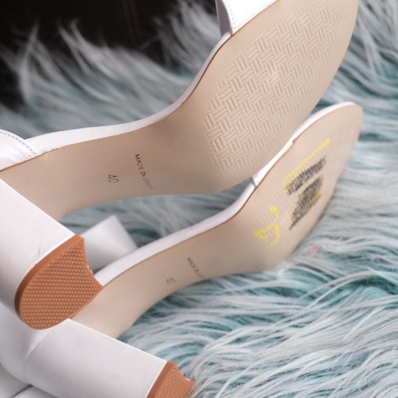 White heels - Picture 11 of 11